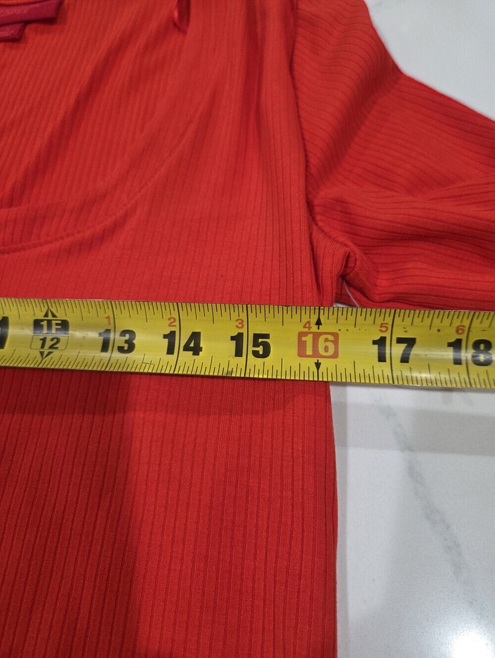 Jennifer Lopez Red Ribbed Scoop Button-Front Top Small - Picture 7 of 8